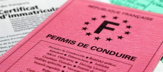 Permis de conduire et carte grise